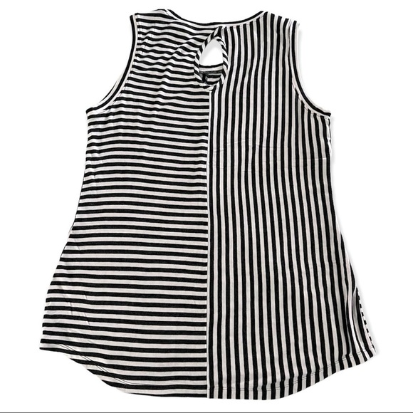 CAbi Black and White Striped Sleeveless Top. Size Small - Picture 3 of 9